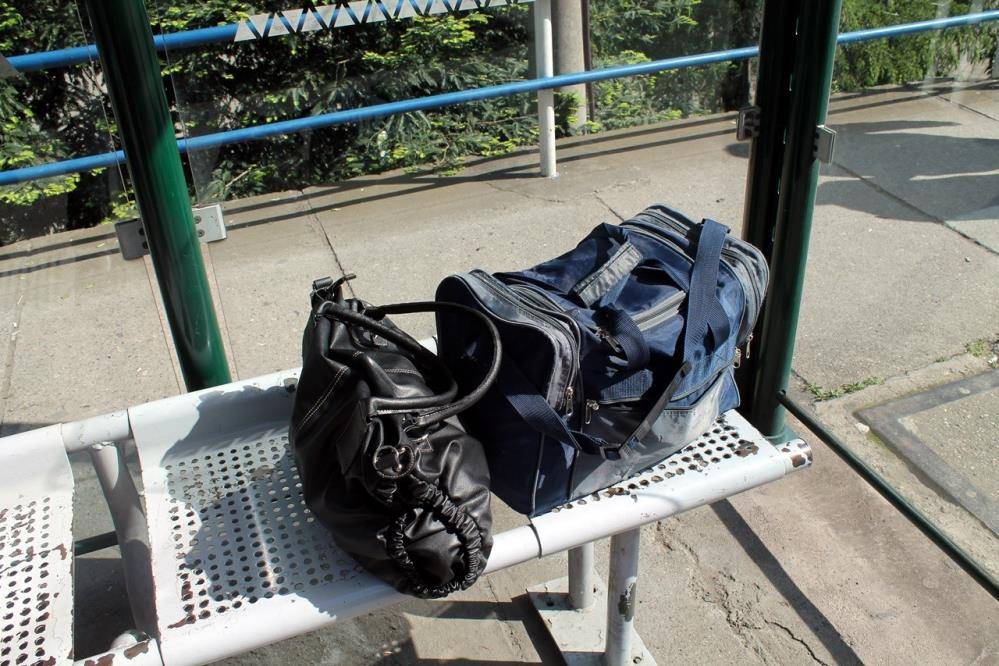 Trabzon'da şüpheli çanta alarmı polisi harekete geçirdi. 1